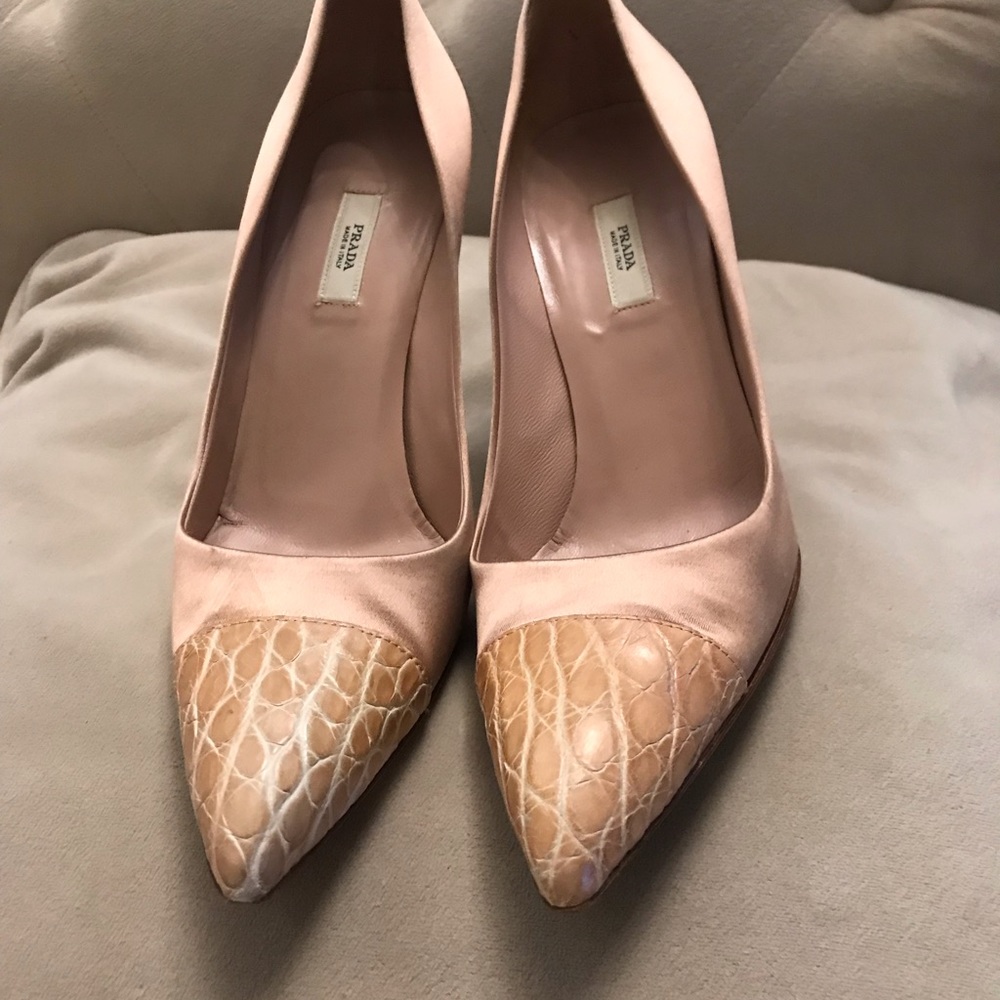Prada shoes - Picture 3 of 5